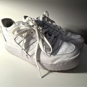 Adidas Forum Bold Stripe Shoes Gently Used